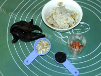 坚果菱角米糊做法图解1)