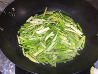 美味的凉拌雷笋做法图解4)