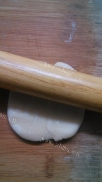 玫瑰苏式月饼做法图解18)