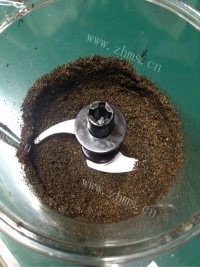 自制黑芝麻花卷做法图解3)