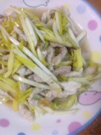 自制韭黄炒肉丝