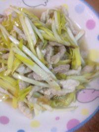 自制韭黄炒肉丝
