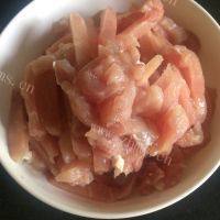 家常菜鱼香肉丝做法图解1)