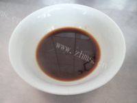 铁锅炖鱼贴饼子做法图解3)