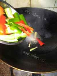 好吃的爆卤猪大肠鸡腿做法图解10)