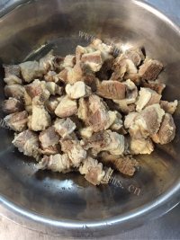江南文火小牛肉做法图解1)