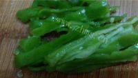 家常榨菜炒肉丝做法图解5)