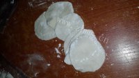芹菜猪肉水饺做法图解4)