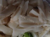 家常菜辣椒炒莲藕做法图解2)