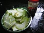 家常菜清炒葫芦瓜做法图解1)