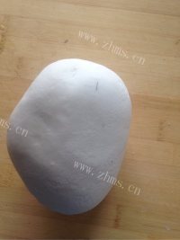 诱人的韭菜鸡蛋饺子做法图解5)