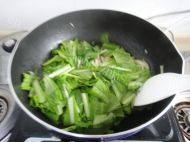 香鲜至极的香菇小白菜做法图解6)