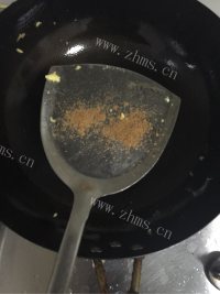 回味无穷的莴笋炒鸡蛋做法图解10)