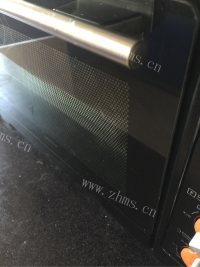 自制西瓜吐司做法图解15)