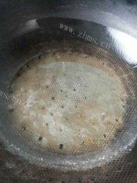 自制炸酱面做法图解1)