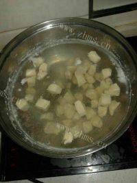 好吃的咖喱鸡肉土豆做法图解2)
