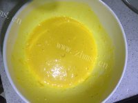 自制蛋黄小酥饼做法图解2)