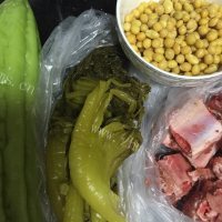 营养苦瓜黄豆煲排骨做法图解1)