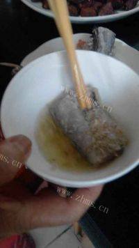 好吃的炸带鱼做法图解7)