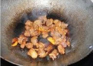 最爱吃孜然羊肉粒做法图解5)