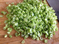 美味可口的榄菜肉沫四季豆的做法图解二