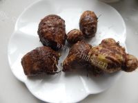 美味的芋头烧鸡块做法图解3)