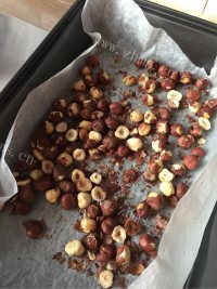 美味榛子酥做法图解1)
