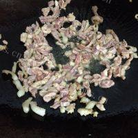 家常菜肉丝炒豆干做法图解5)