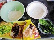 美味的翡翠白菜蒸饺做法图解1)