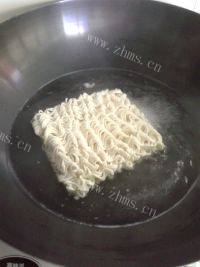 自己做的鸡蛋青菜面做法图解4)