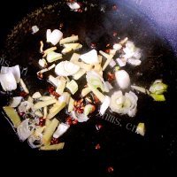 家常菜西葫芦炒番茄做法图解4)