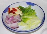 最爱吃孜然羊肉粒做法图解3)