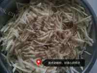 好吃的煎土豆饼做法图解4)