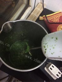 自制水蜜花草粑粑做法图解4)