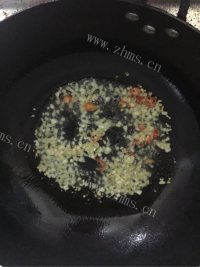 自制香辣虾做法图解3)