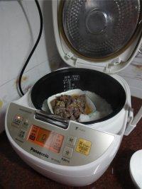 美味的咸鱼蒸猪肉