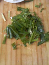 简易版小葱拌豆腐做法图解3)