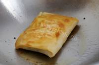 香气浓郁的煎饼韭菜盒子做法图解11)