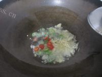 家常菜酸豆角炒鸡胗做法图解3)
