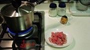 美味的麻花绿茶瘦肉粥做法图解4)
