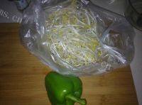 炝炒豆芽做法图解1)