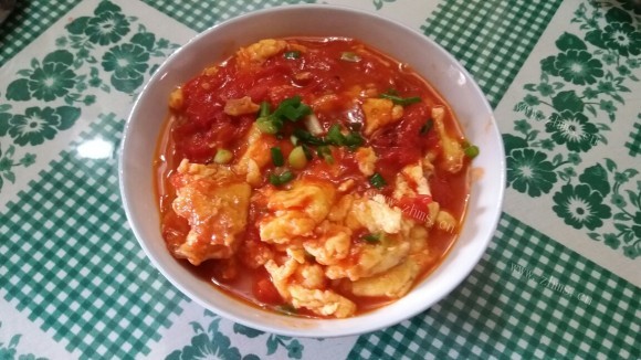 喷香的西红柿炒鸡蛋