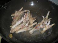 「DIY美食」红烧鸡爪做法图解5)