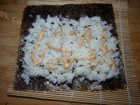 金枪鱼紫菜包饭做法图解7)