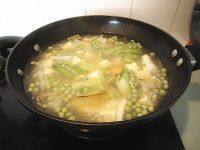 家常菜虾仁豆腐羹做法图解10)