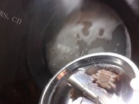 美味的鱼煮面汤做法图解3)