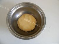 香酥双色千层酥做法图解4)