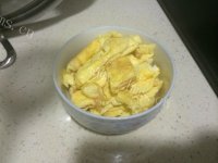 好吃的洋葱炒蛋做法图解3)