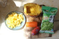 香飘十里的菠萝饭做法图解1)