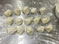 美味的香葱猪肉包做法图解8)